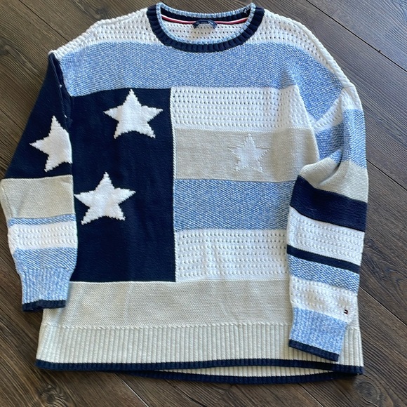 Tommy Hilfiger Sweaters - Tommy Hilfiger sweater Small
